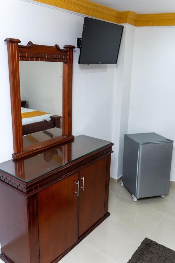 Hotel Aires Del Quindio Armenia Buitenkant foto